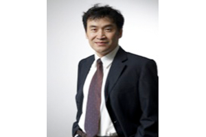Dr. Chen Long
